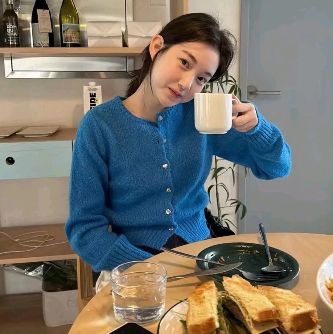 汉谟拉比小姐 海报